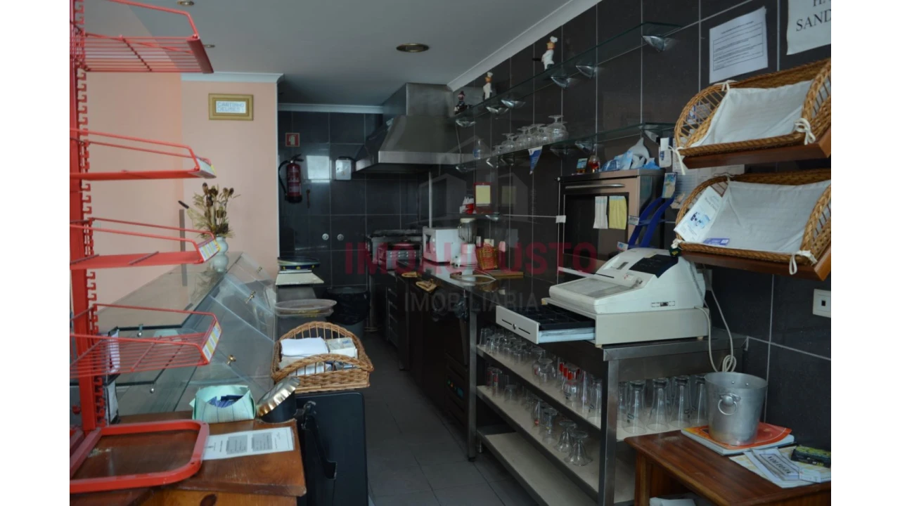 Loja para Venda em Trancoso (São Pedro e Santa Maria) e Souto Maior Foto 13