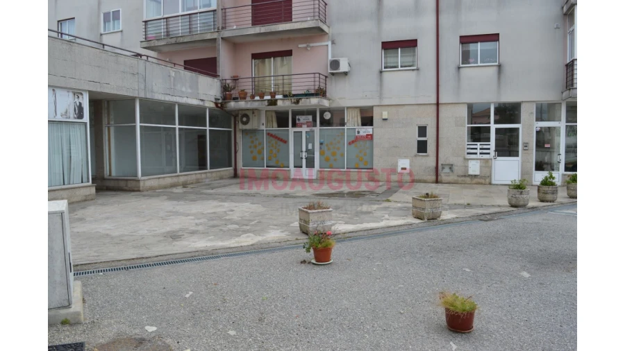 Loja para Venda em Trancoso (São Pedro e Santa Maria) e Souto Maior