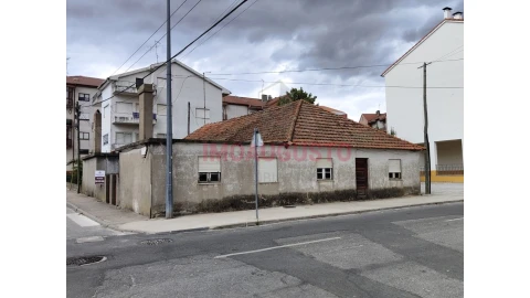 Moradia T4 para Venda em Guarda