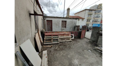 Moradia T4 para Venda em Guarda