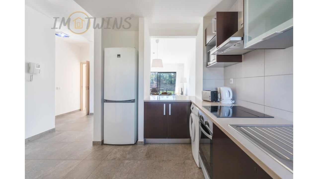 Apartamento T2 para Venda em Mexilhoeira Grande Foto 7