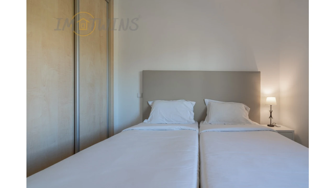 Apartamento T3 para Venda em Mexilhoeira Grande Foto 39
