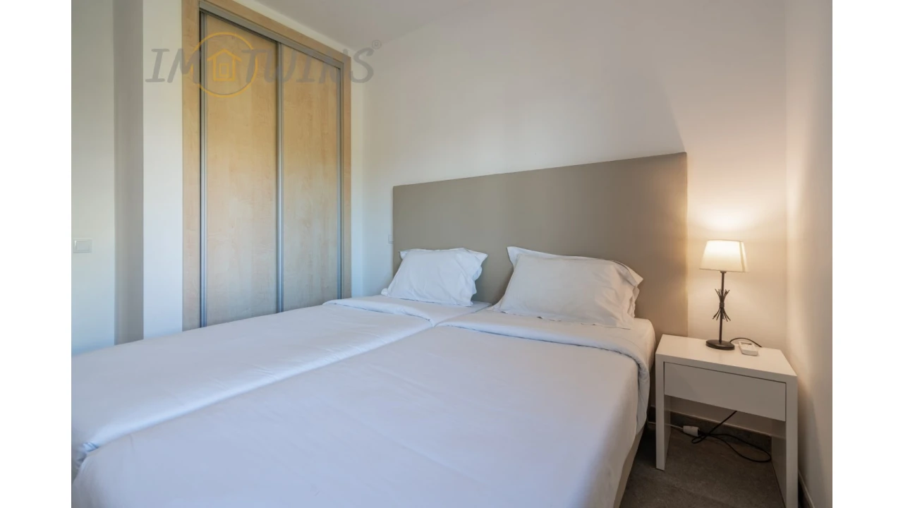 Apartamento T3 para Venda em Mexilhoeira Grande Foto 40