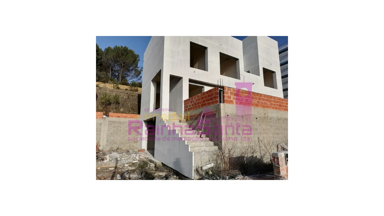 Moradia T3 para Venda em Antuzede e Vil de Matos Foto 1