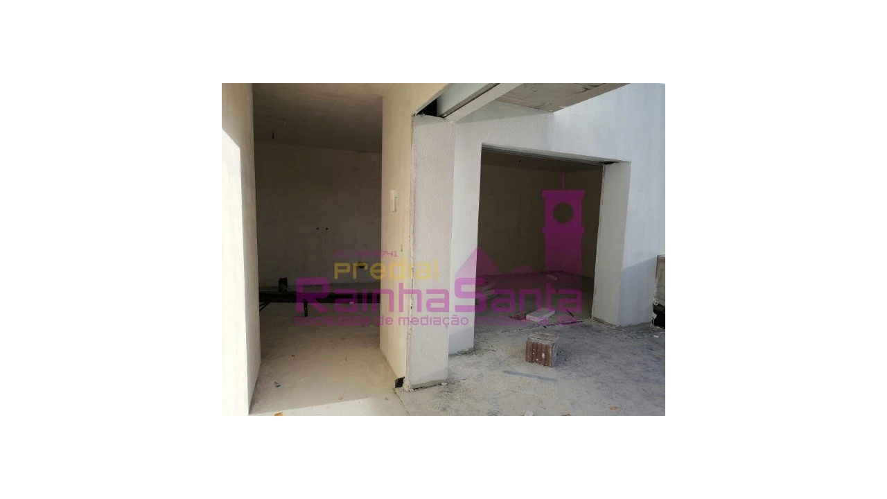 Moradia T3 para Venda em Antuzede e Vil de Matos Foto 4