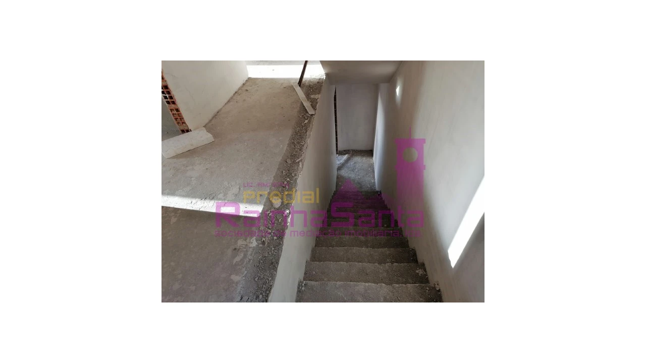 Moradia T3 para Venda em Antuzede e Vil de Matos Foto 10