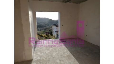 Moradia T3 para Venda em Antuzede e Vil de Matos