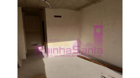 Moradia T3 para Venda em Antuzede e Vil de Matos