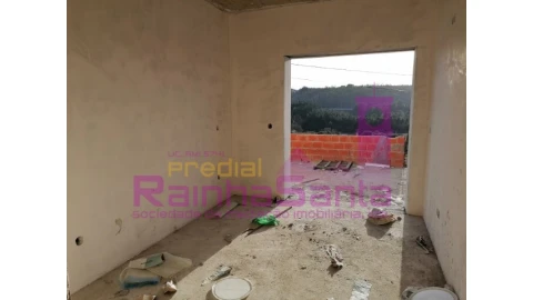 Moradia T3 para Venda em Antuzede e Vil de Matos