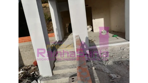 Moradia T3 para Venda em Antuzede e Vil de Matos