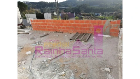 Moradia T3 para Venda em Antuzede e Vil de Matos