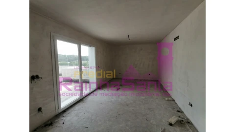 Moradia T3 para Venda em Antuzede e Vil de Matos