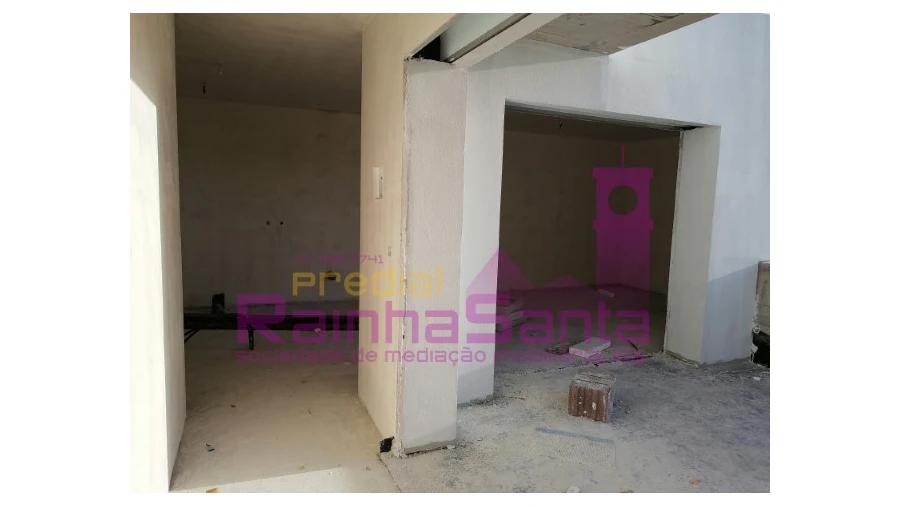 Moradia T3 para Venda em Antuzede e Vil de Matos Foto 4