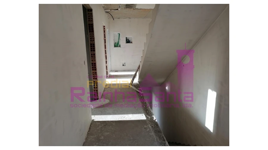Moradia T3 para Venda em Antuzede e Vil de Matos Foto 14