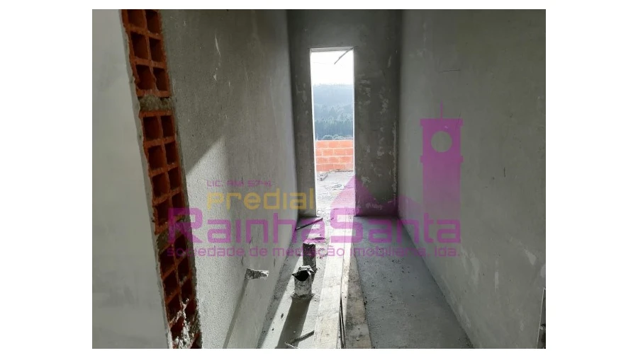 Moradia T3 para Venda em Antuzede e Vil de Matos Foto 17
