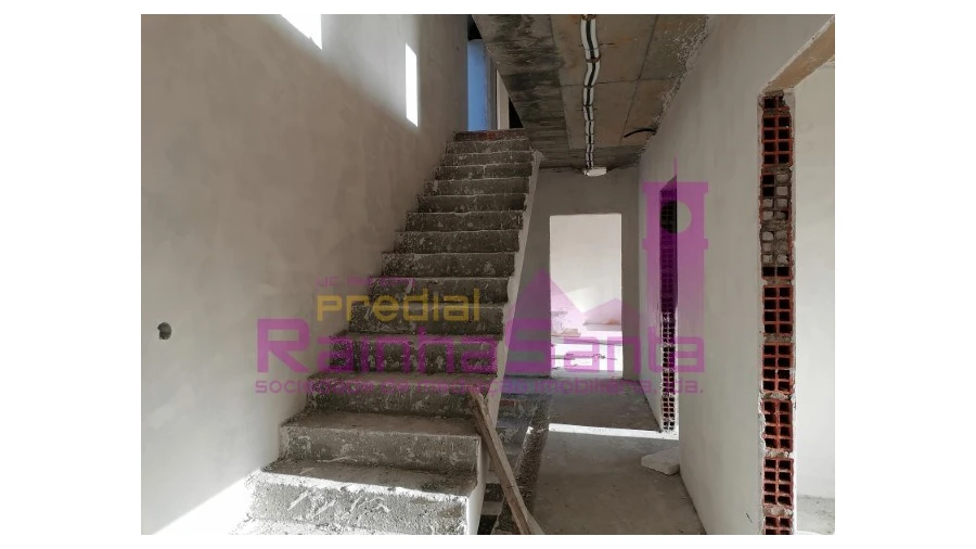 Moradia T3 para Venda em Antuzede e Vil de Matos Foto 20