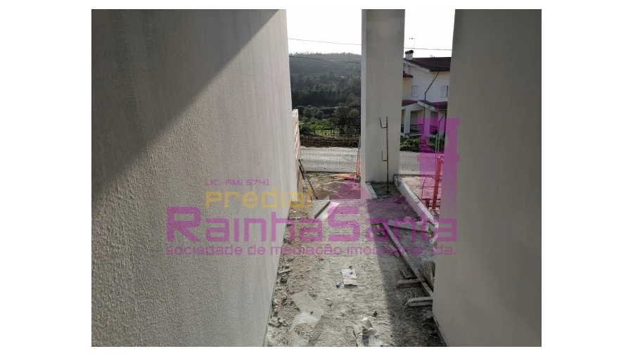 Moradia T3 para Venda em Antuzede e Vil de Matos Foto 29