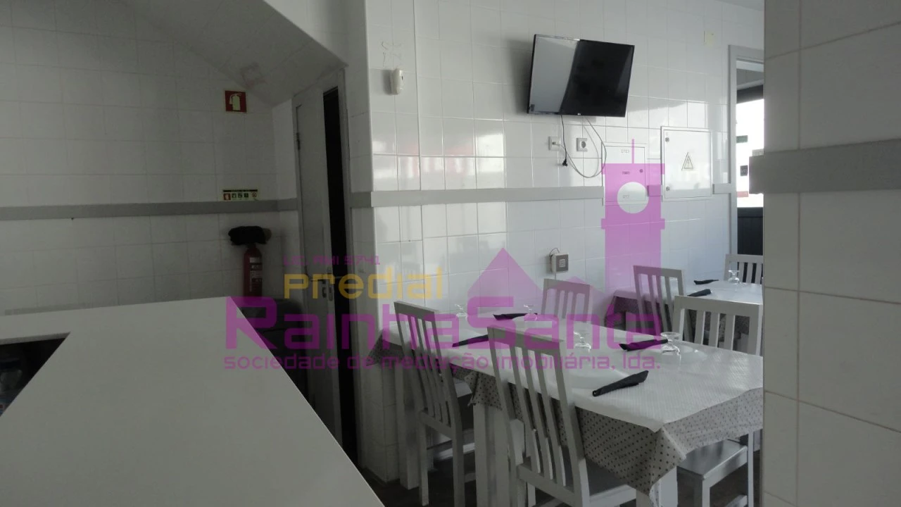 Negócio para Venda em Vila Nova de Anços Foto 6