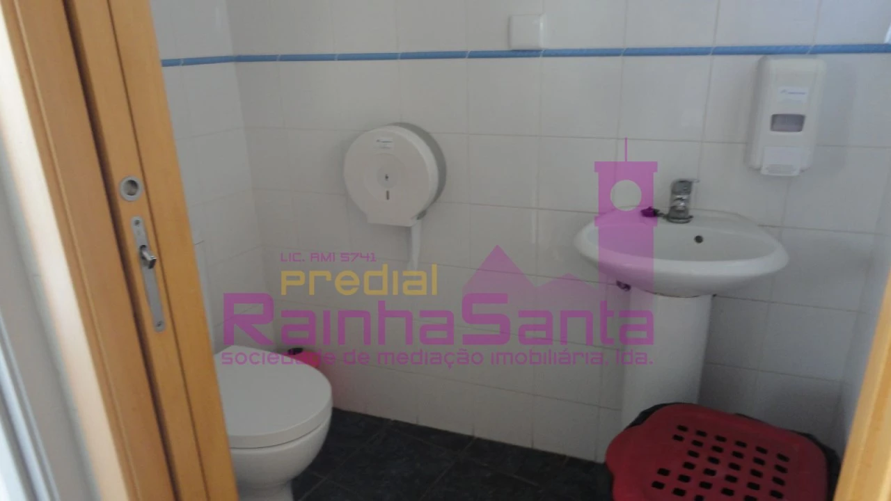 Negócio para Venda em Vila Nova de Anços Foto 11