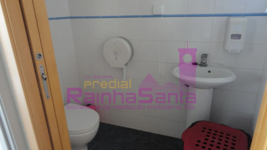 Negócio para Venda em Vila Nova de Anços Foto 11