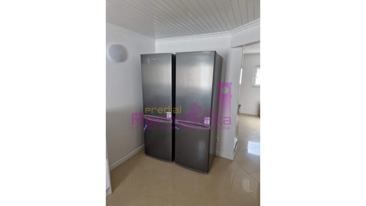 Moradia T9 para Venda em Ajuda Foto 8