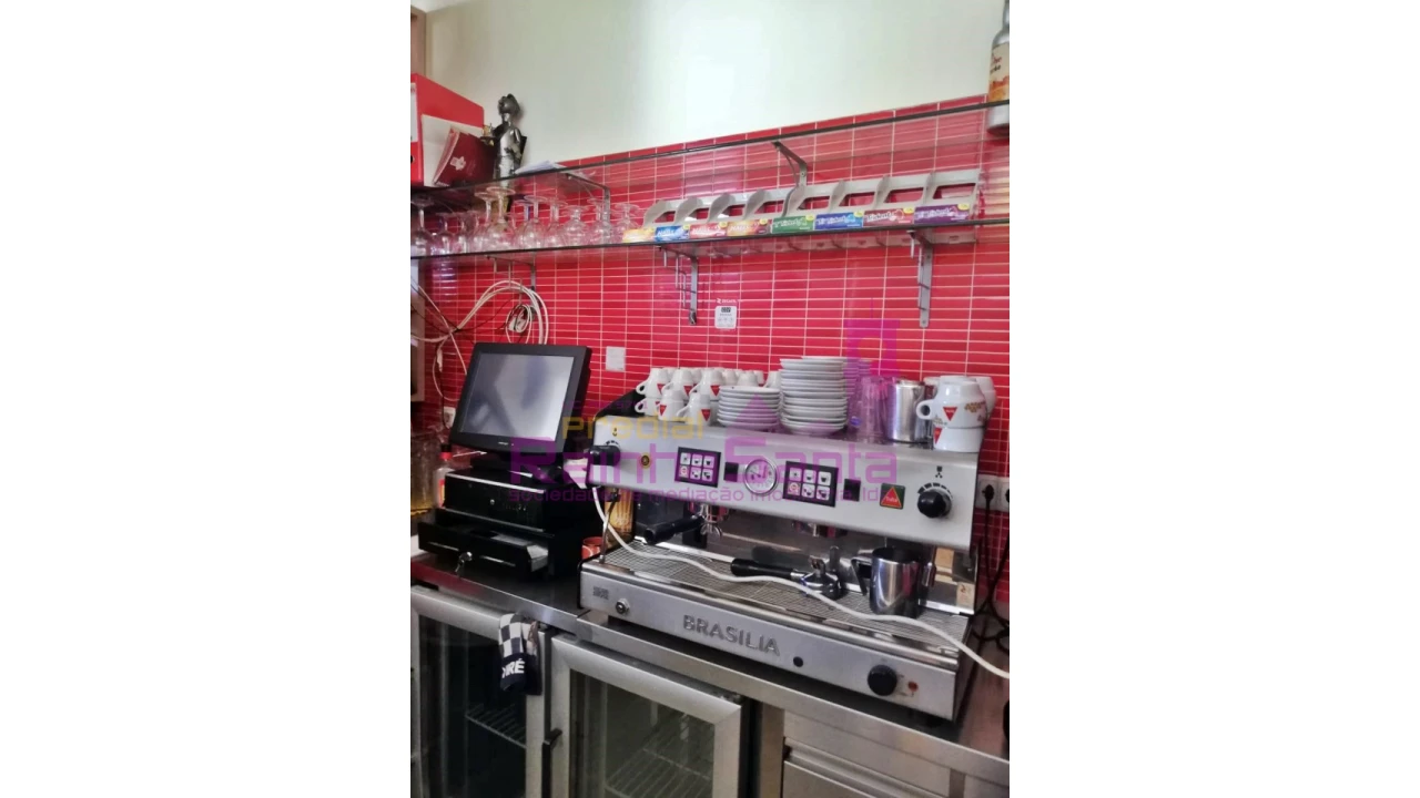 Loja para Venda em Sé Nova, Santa Cruz, Almedina e São Bartolomeu Foto 4