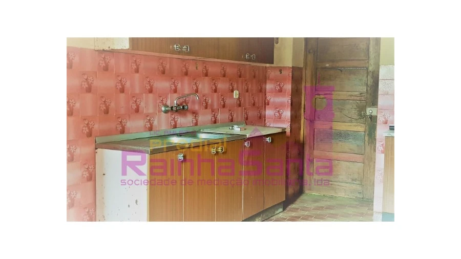 Moradia T3 para Venda em Poiares (Santo Andre) Foto 4