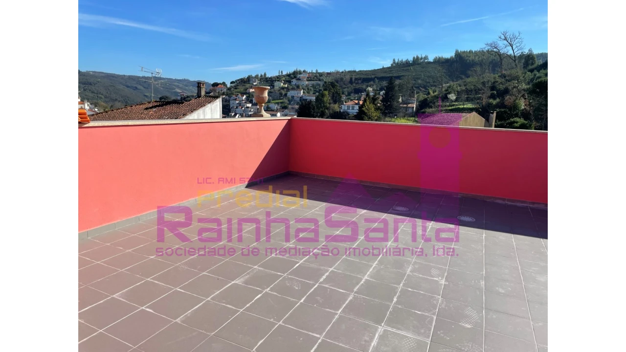 Prédio para Venda em Vila Cova de Alva e Anseriz Foto 8