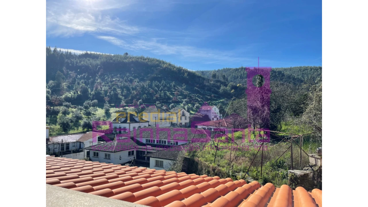 Prédio para Venda em Vila Cova de Alva e Anseriz Foto 9