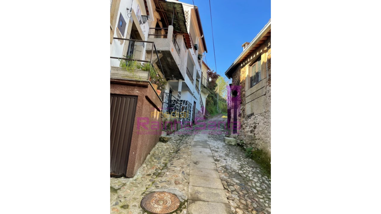 Prédio para Venda em Vila Cova de Alva e Anseriz Foto 28