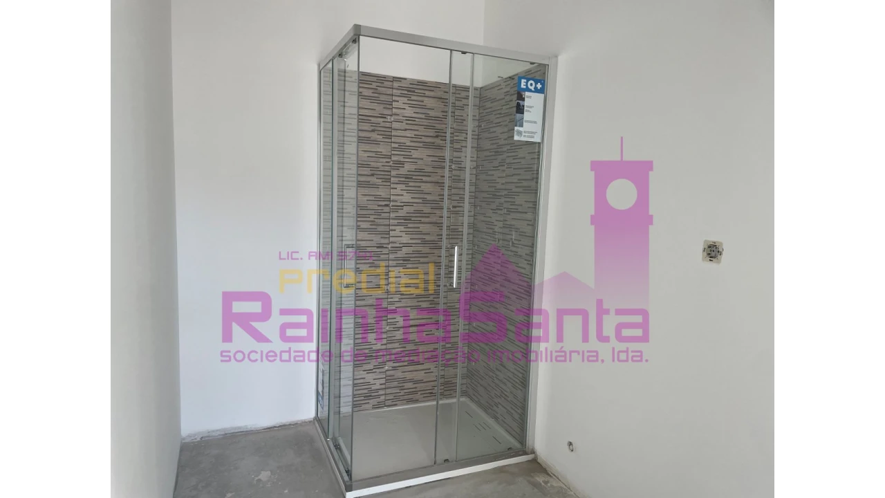 Prédio para Venda em Vila Cova de Alva e Anseriz Foto 18