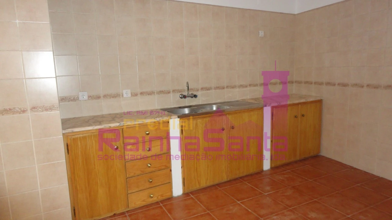 Moradia T2 para Venda em Souselas e Botão Foto 9