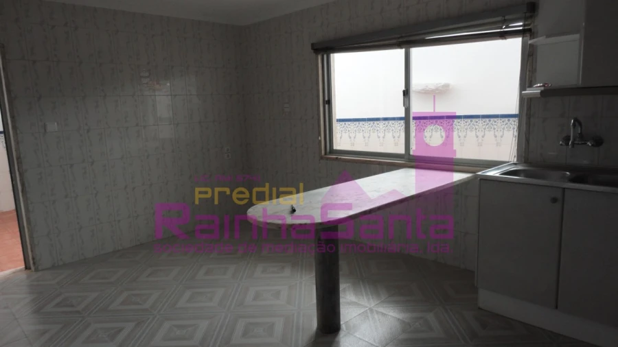 Moradia T2 para Venda em Souselas e Botão Foto 2