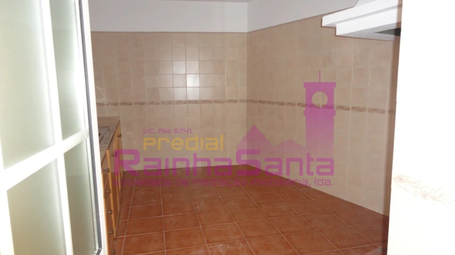 Moradia T2 para Venda em Souselas e Botão Foto 8