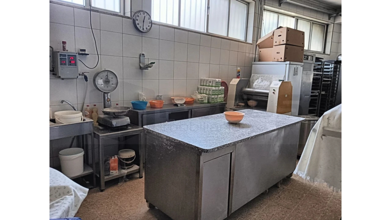 Negócio para Cedência de Quotas em Salreu Foto 16