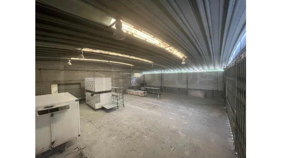 Armazém para Venda em Avelãs de Caminho Foto 22