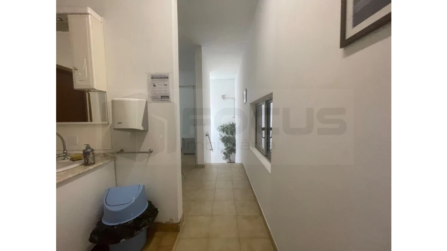 Armazém para Venda em Avelãs de Caminho Foto 11