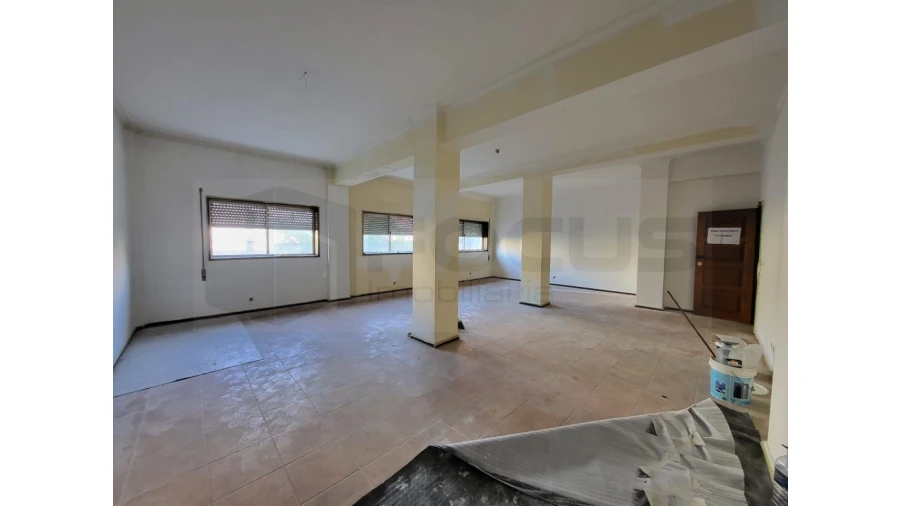 Escritório para Arrendamento em Ílhavo (São Salvador) Foto 3