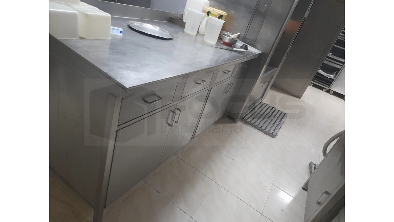 Negócio para Venda em Castelo Branco Foto 15