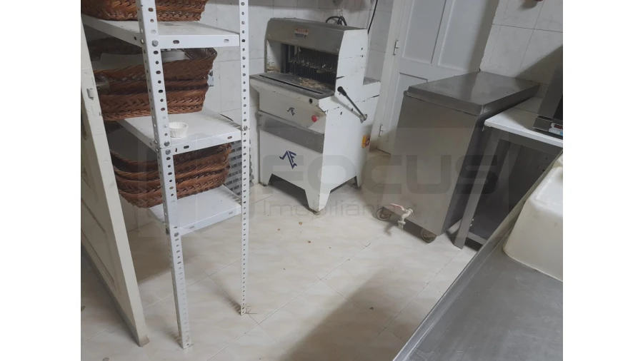 Negócio para Venda em Castelo Branco Foto 14