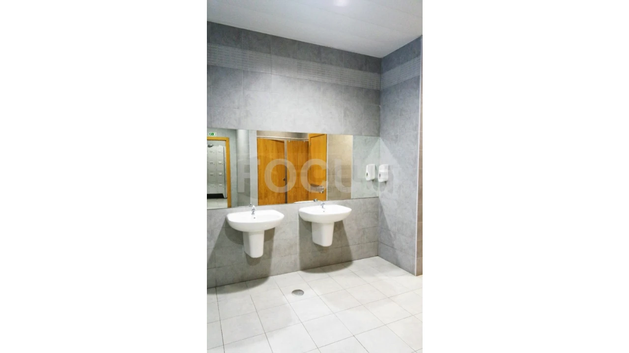 Loja para Arrendamento em Glória e Vera Cruz Foto 2