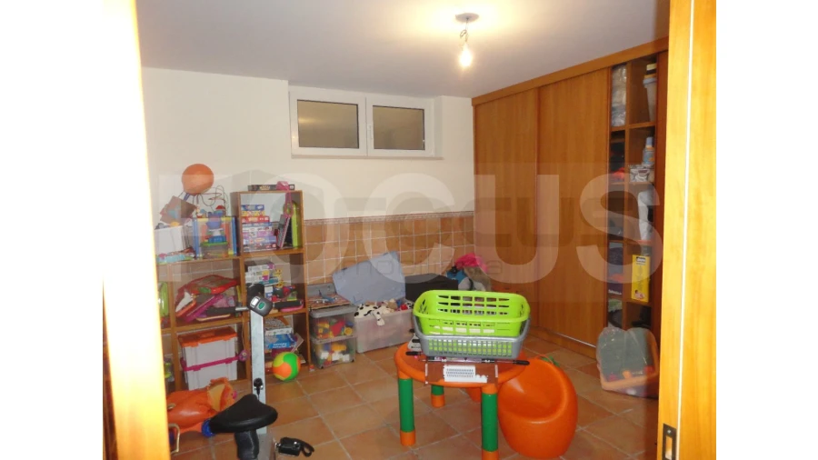 Moradia T4 para Venda em Fermentelos Foto 12