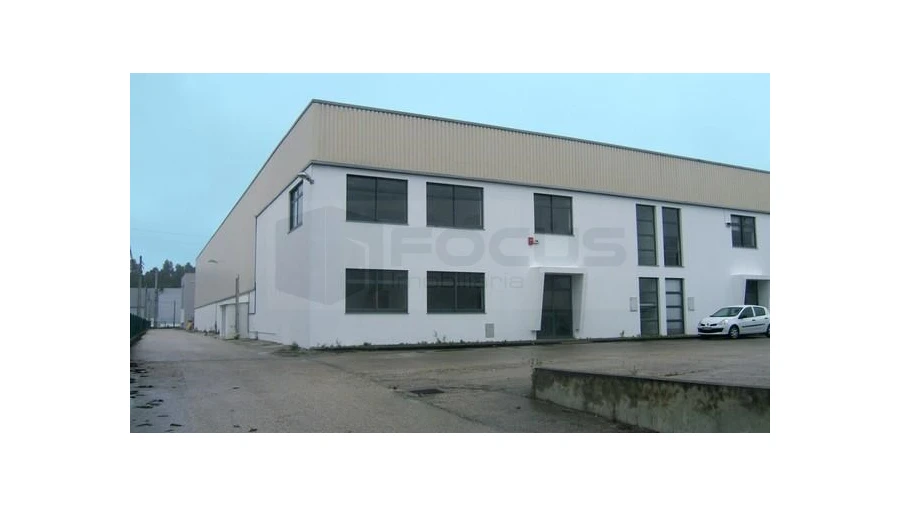 Armazém para Arrendamento em Requeixo, Nossa Senhora de Fátima e Nariz Foto 2