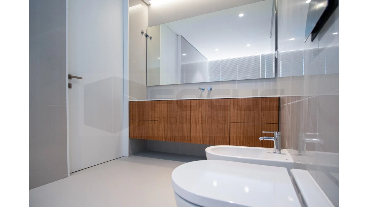 Moradia T4 para Venda em Glória e Vera Cruz Foto 45