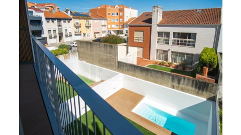 Moradia T4 para Venda em Glória e Vera Cruz