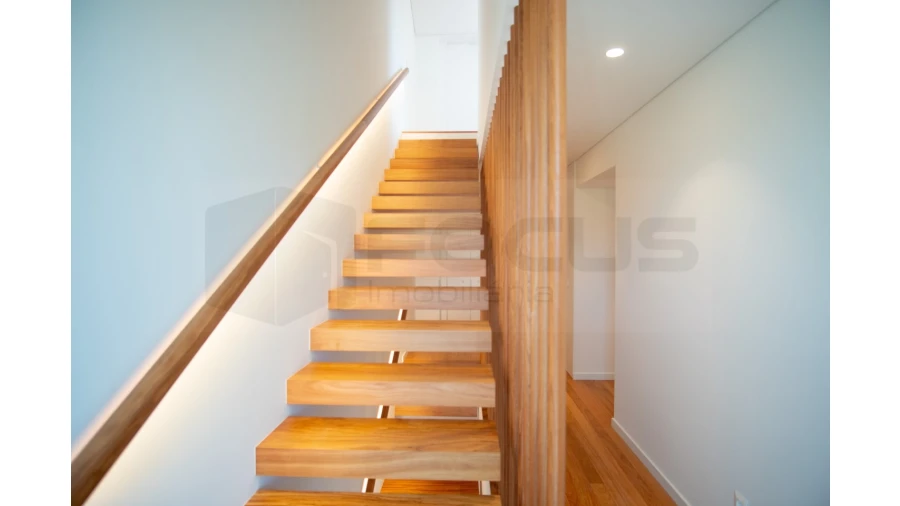 Moradia T4 para Venda em Glória e Vera Cruz Foto 20