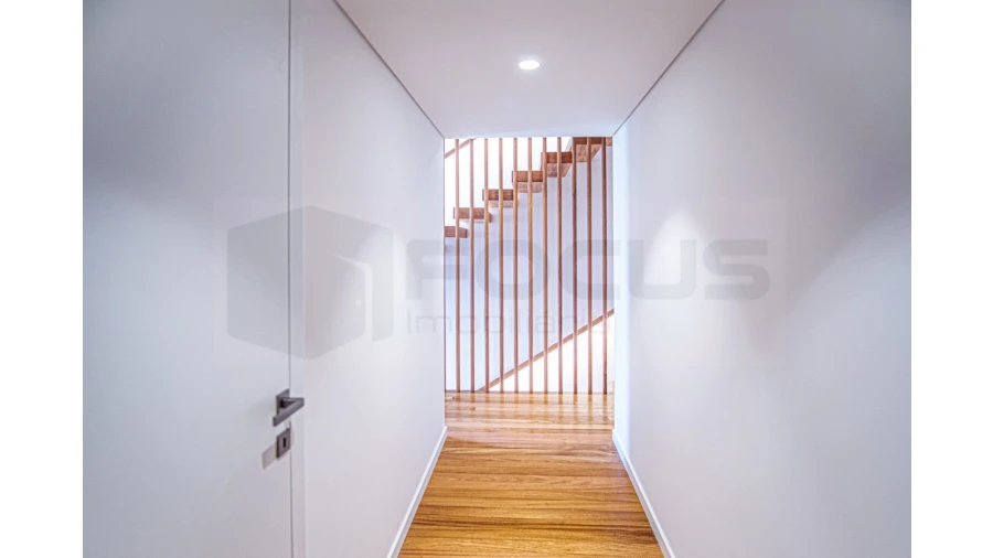 Moradia T4 para Venda em Glória e Vera Cruz Foto 31