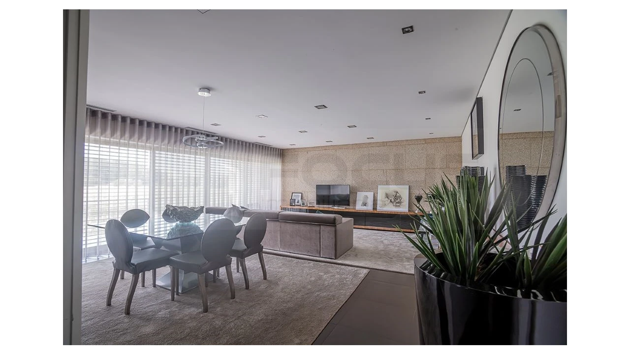 Moradia T3 para Venda em Salreu Foto 1