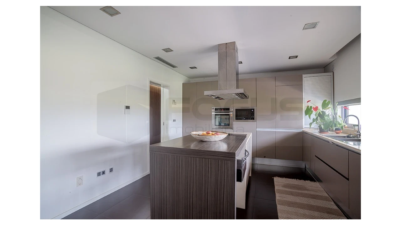 Moradia T3 para Venda em Salreu Foto 9