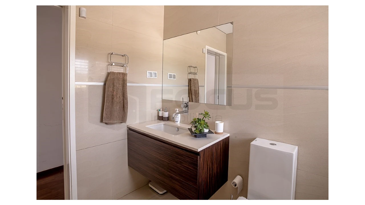 Moradia T3 para Venda em Salreu Foto 16